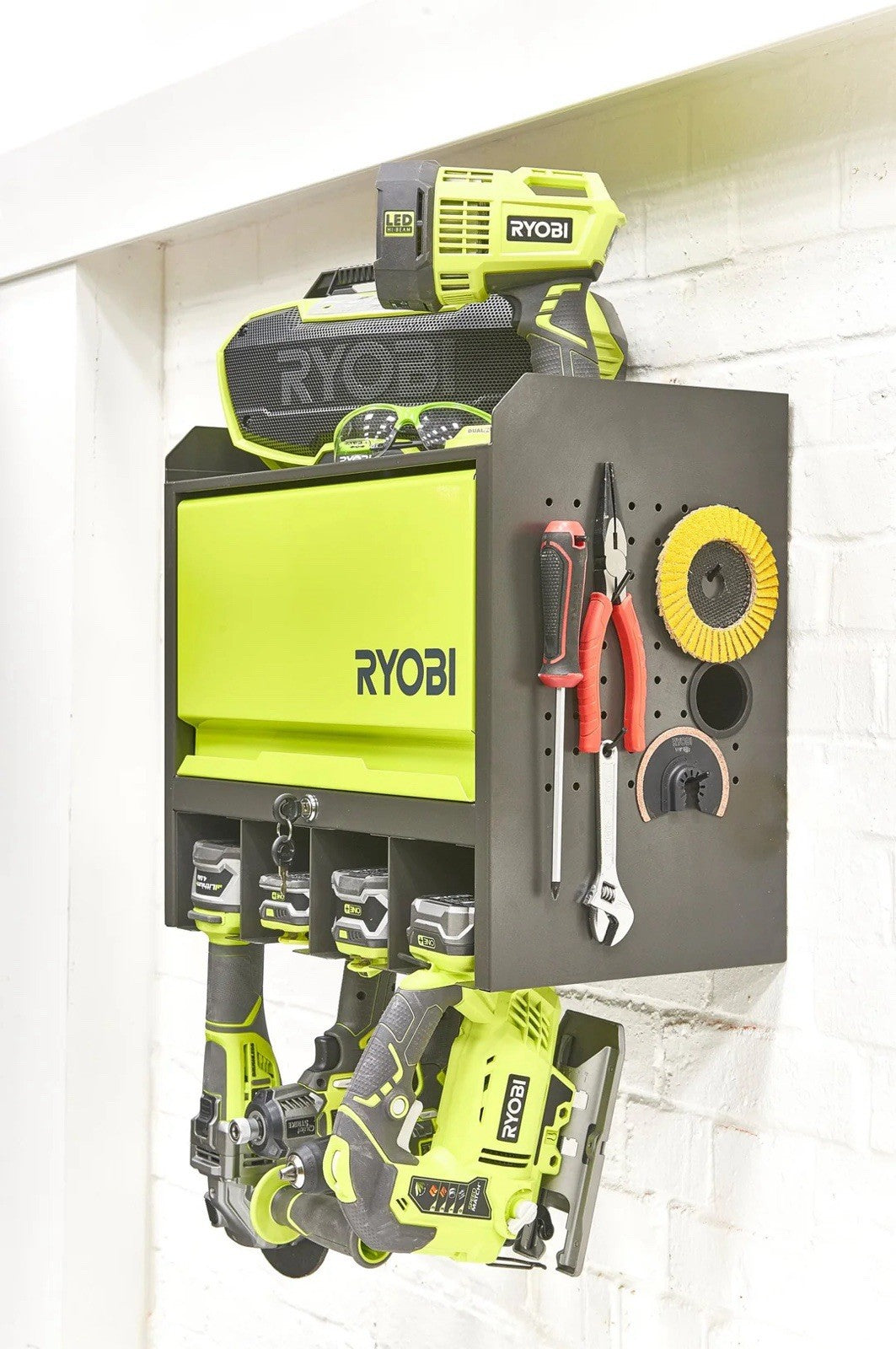 Ryobi Wall Mounted Cabinet with Door (RHWS-01)